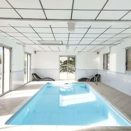 With Swimming Pool Close To The Ocean *